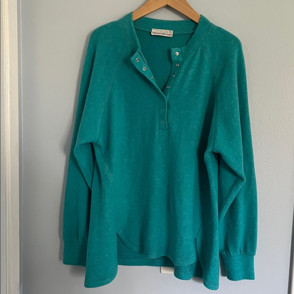 Fleece Raglan Henley - Picture 3 of 6